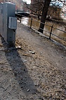 1hhhaglbro050405.jpg